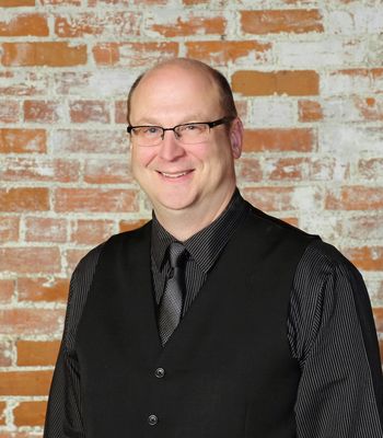 Portrait of Jeff Dulmage, Broker / REALTOR®.