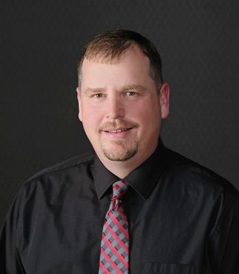 Portrait of David Mayer, Associate Broker / REALTOR®.